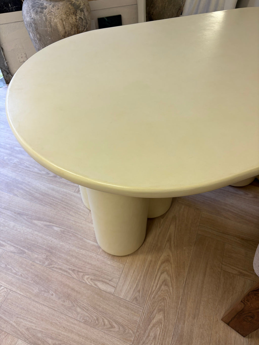 Table à manger ovale