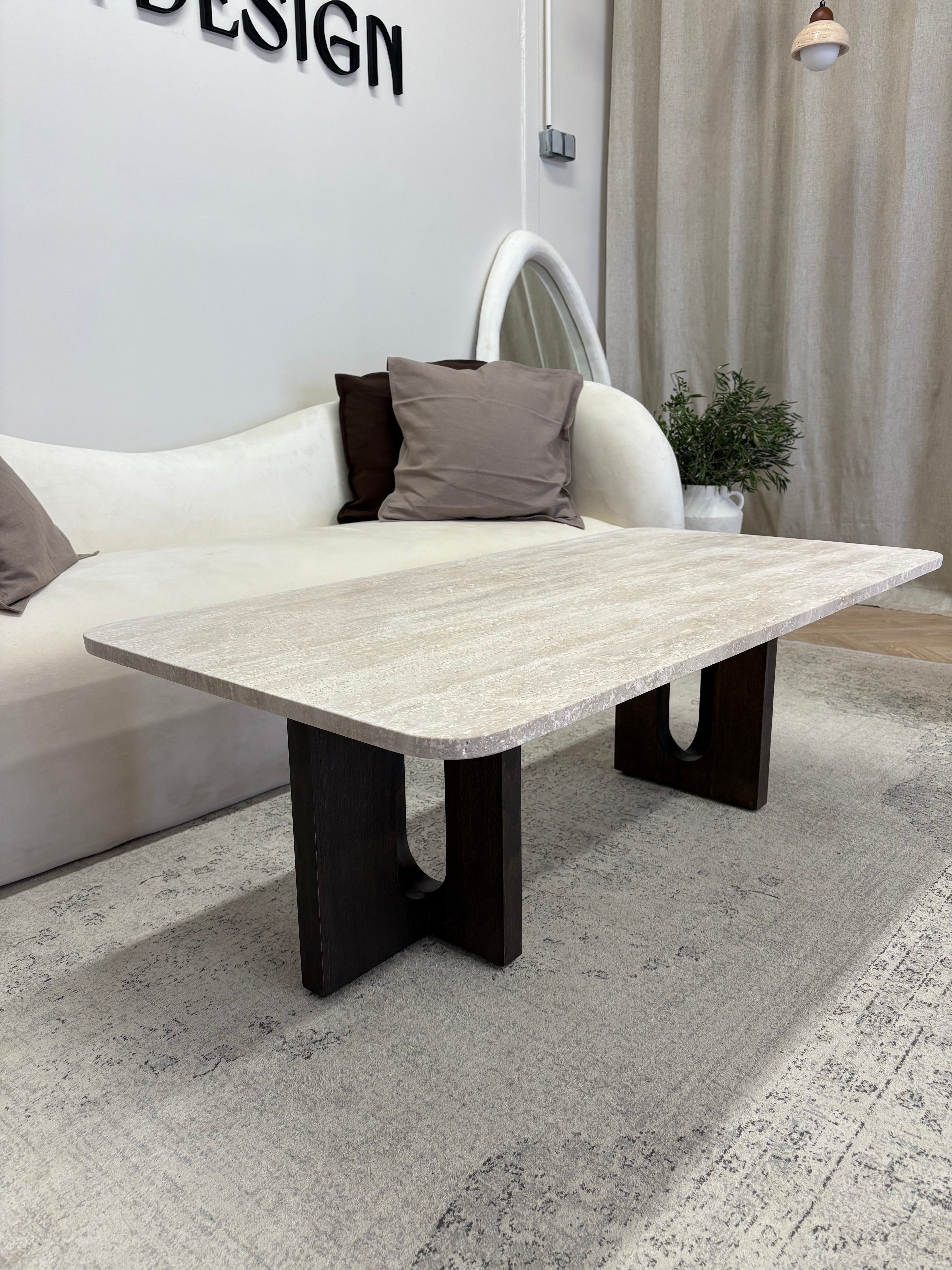 Table basse en travertin HIZIA