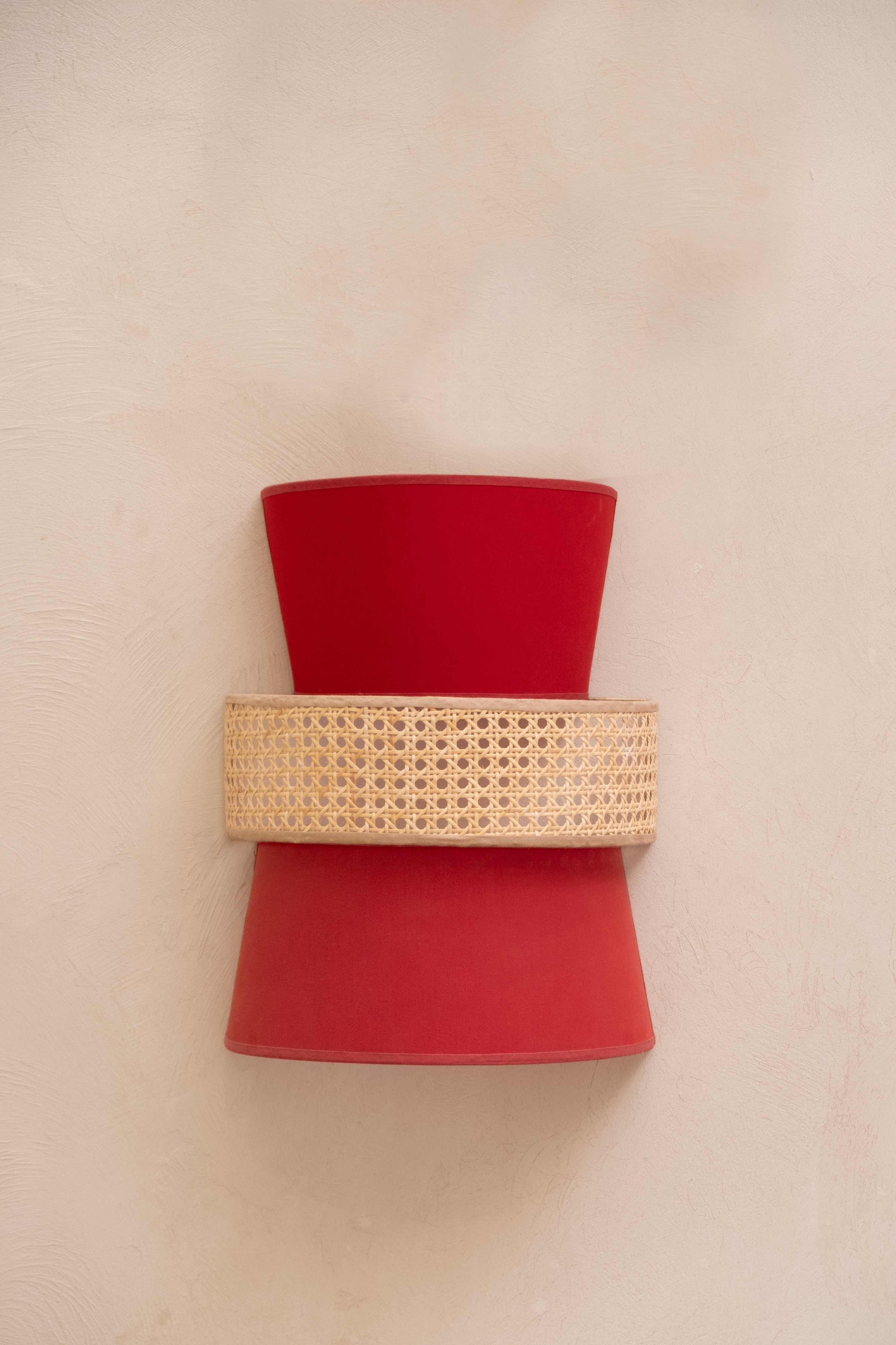 Applique en Cannage – Éclat Naturel et Charme Authentique